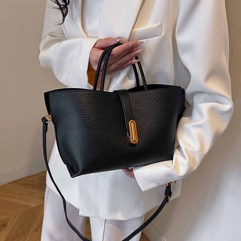 Elegant and spacious tote bag