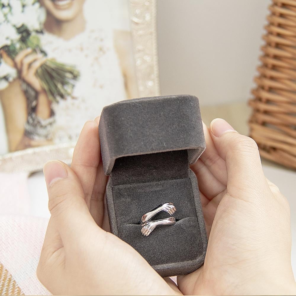 Hug Ring - For Friends Mother Sister Girlfriend