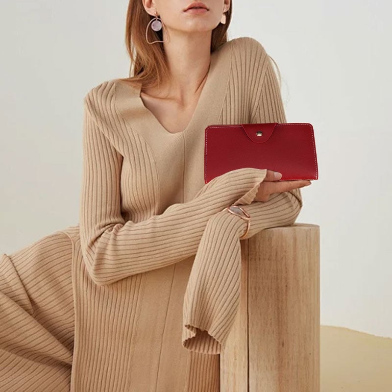 Fashionable Multi-Space Card Case