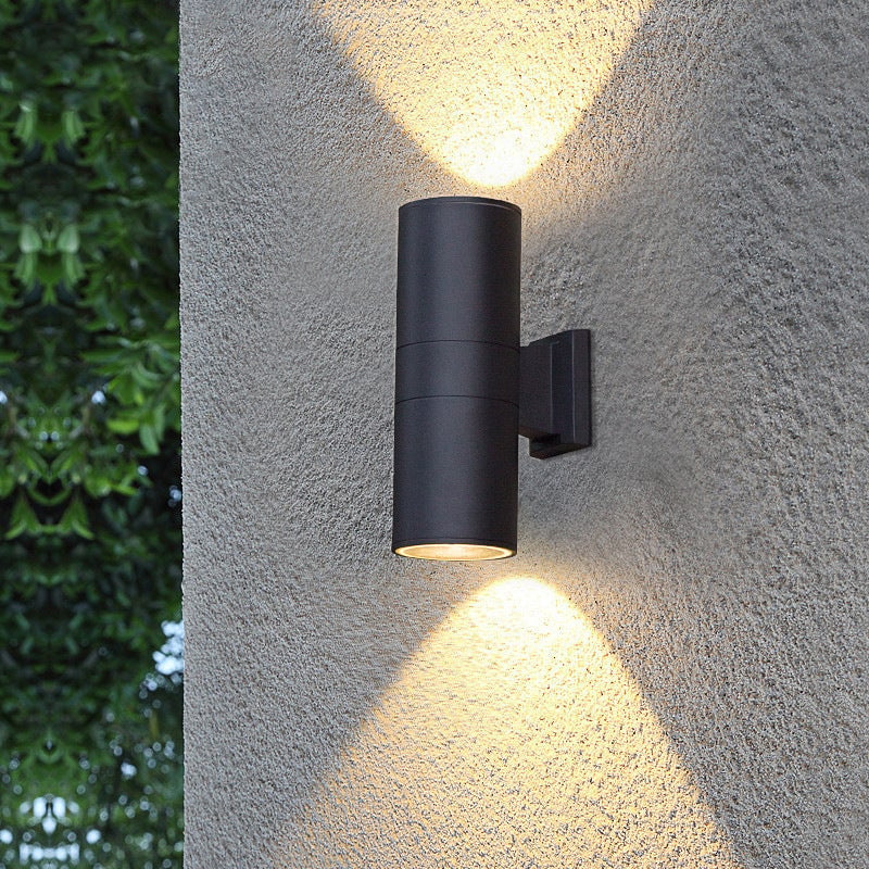 Outdoor Wall Lamp