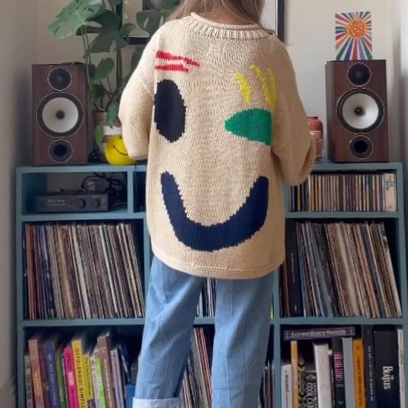Lässiger Pullover mit Smiley-Muster