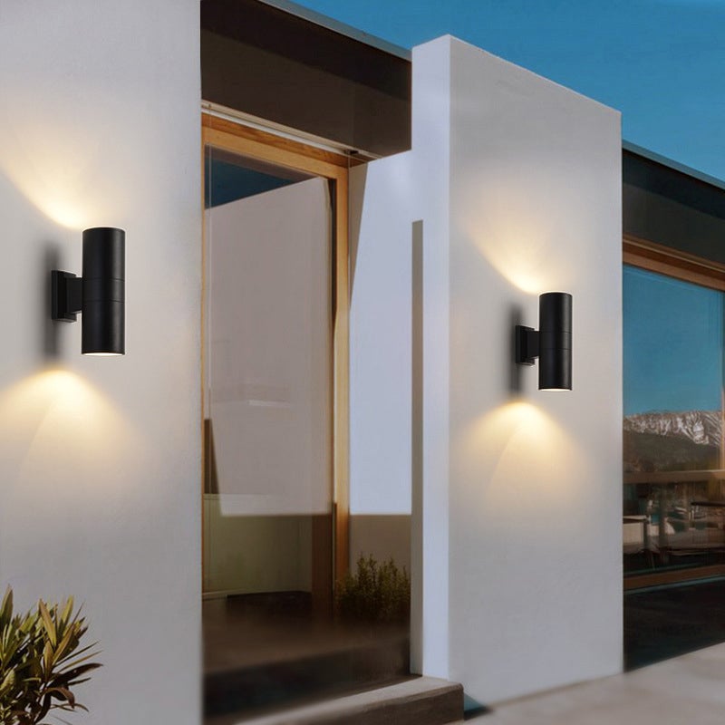 Outdoor Wall Lamp