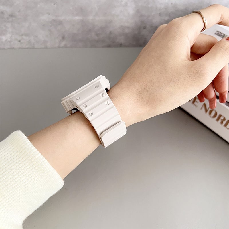 Apple Watch Integrated Magnetic Silicone Strap