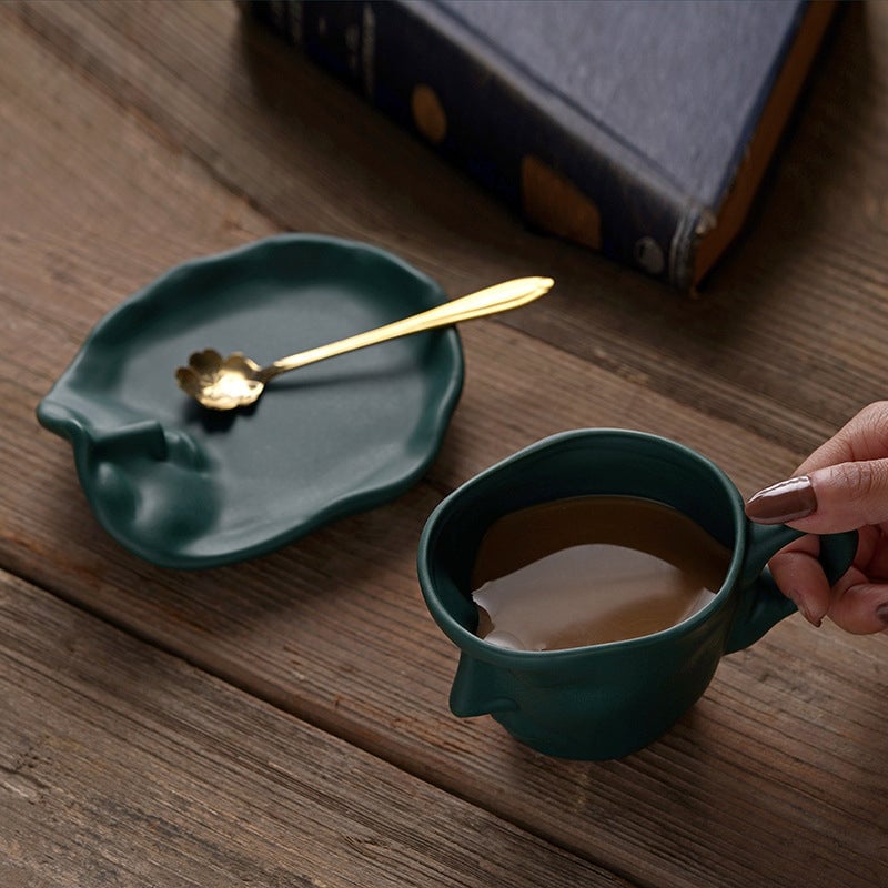 Kissing Mug Set