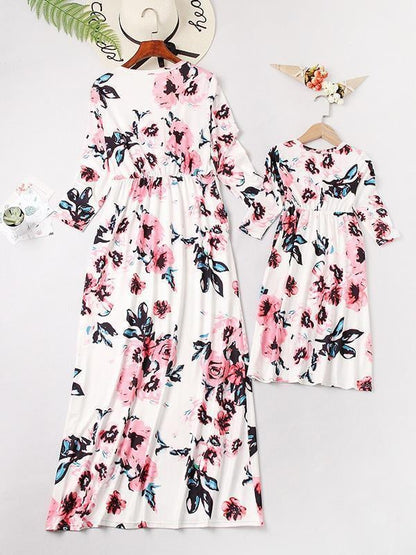 NEW Casual Floral Round Neck Three Quarters Sleeve Mommy And Me Matching Dresses