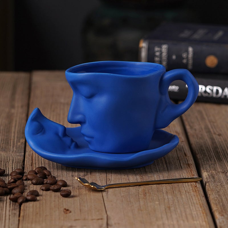 Kissing Mug Set