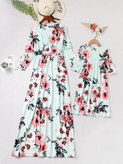 NEW Casual Floral Round Neck Three Quarters Sleeve Mommy And Me Matching Dresses