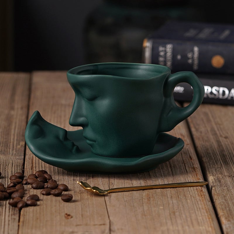 Kissing Mug Set