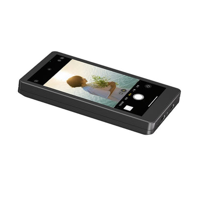 Magnetic selfie screen for smartphones