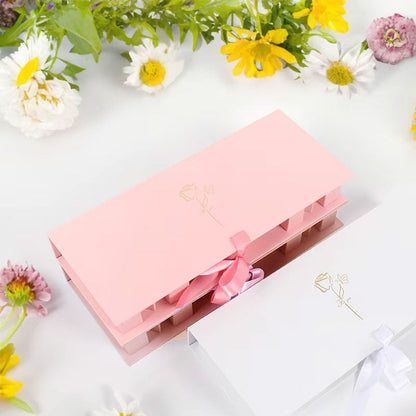 "MOM" Letter Rectangular Gift Box