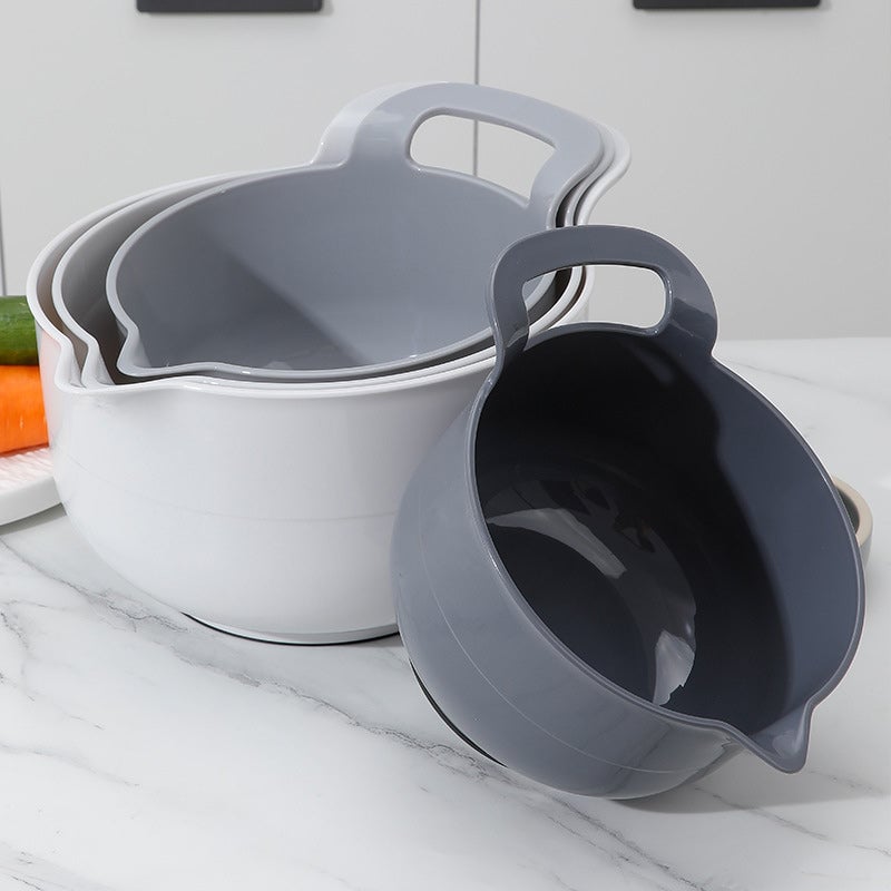 4 Piece Nesting Plastic Mixing Bowl Set