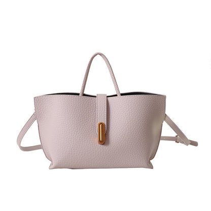 Elegant and spacious tote bag
